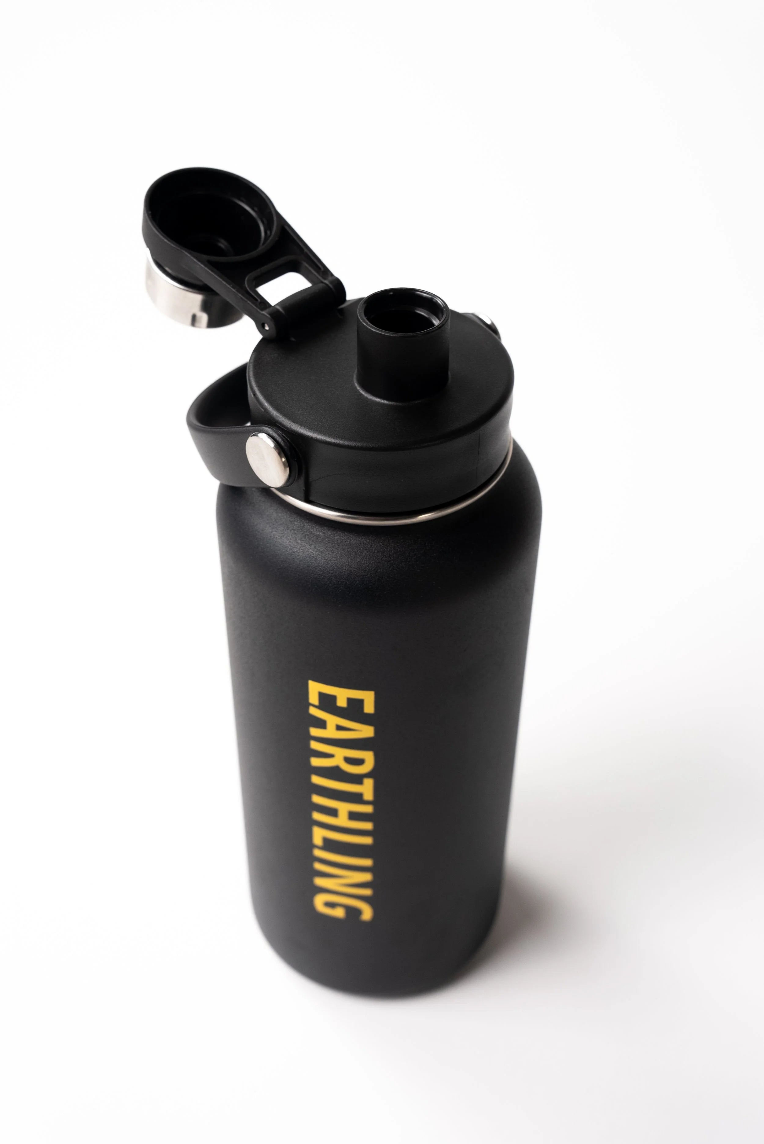 Insulated water bottle detail