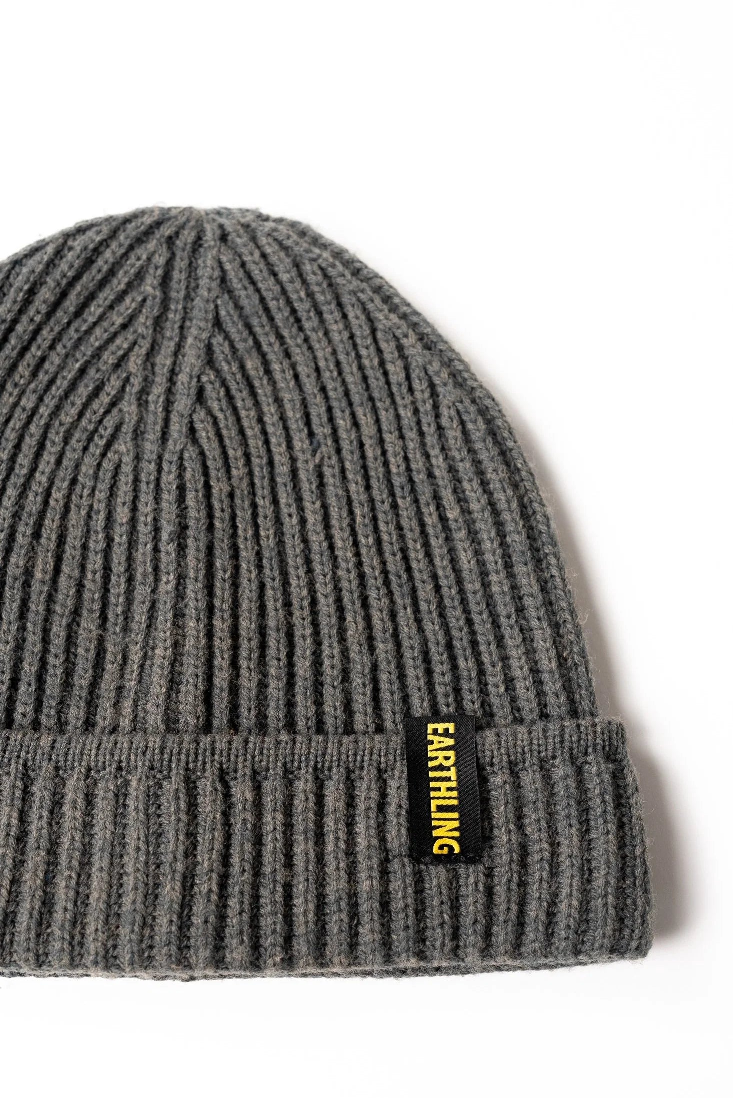 Dark gray Earthling beanie detail
